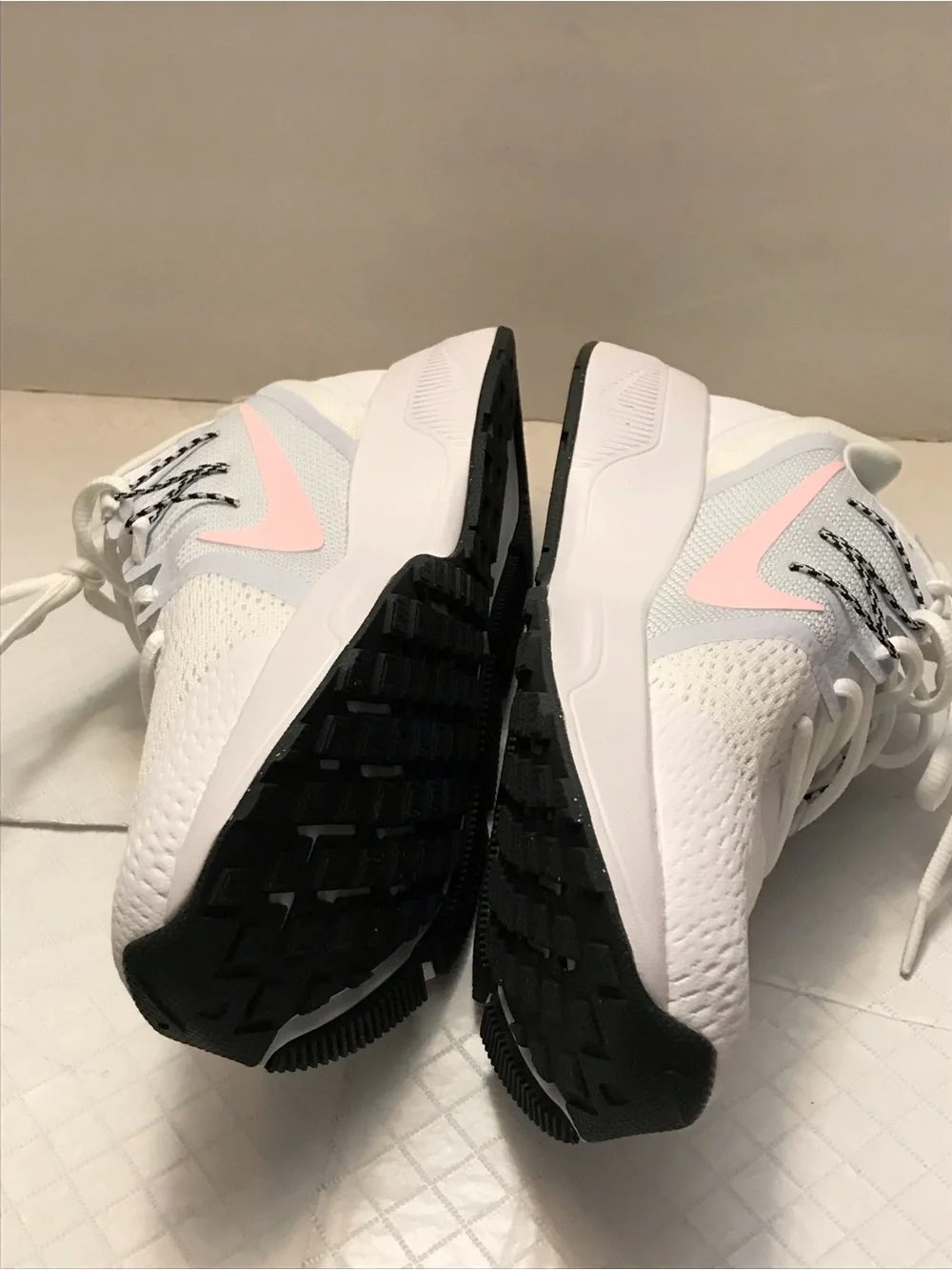 Nike White Sneakers with Pink Insole and pink Swoosh